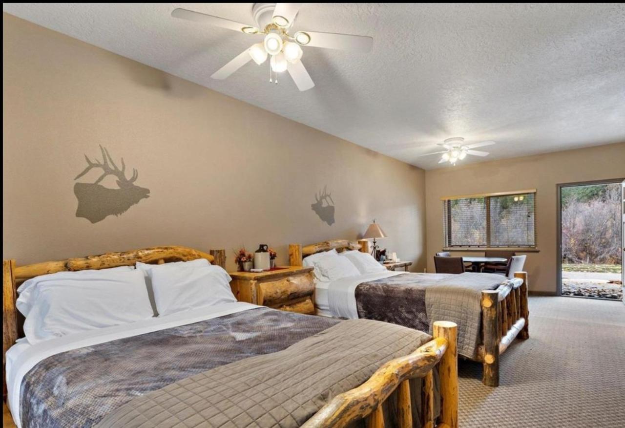 Southfork Lodge - Riverside Inn Lowman Exterior foto