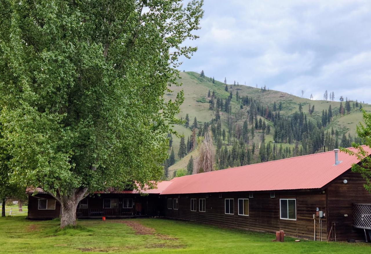 Southfork Lodge - Riverside Inn Lowman Exterior foto